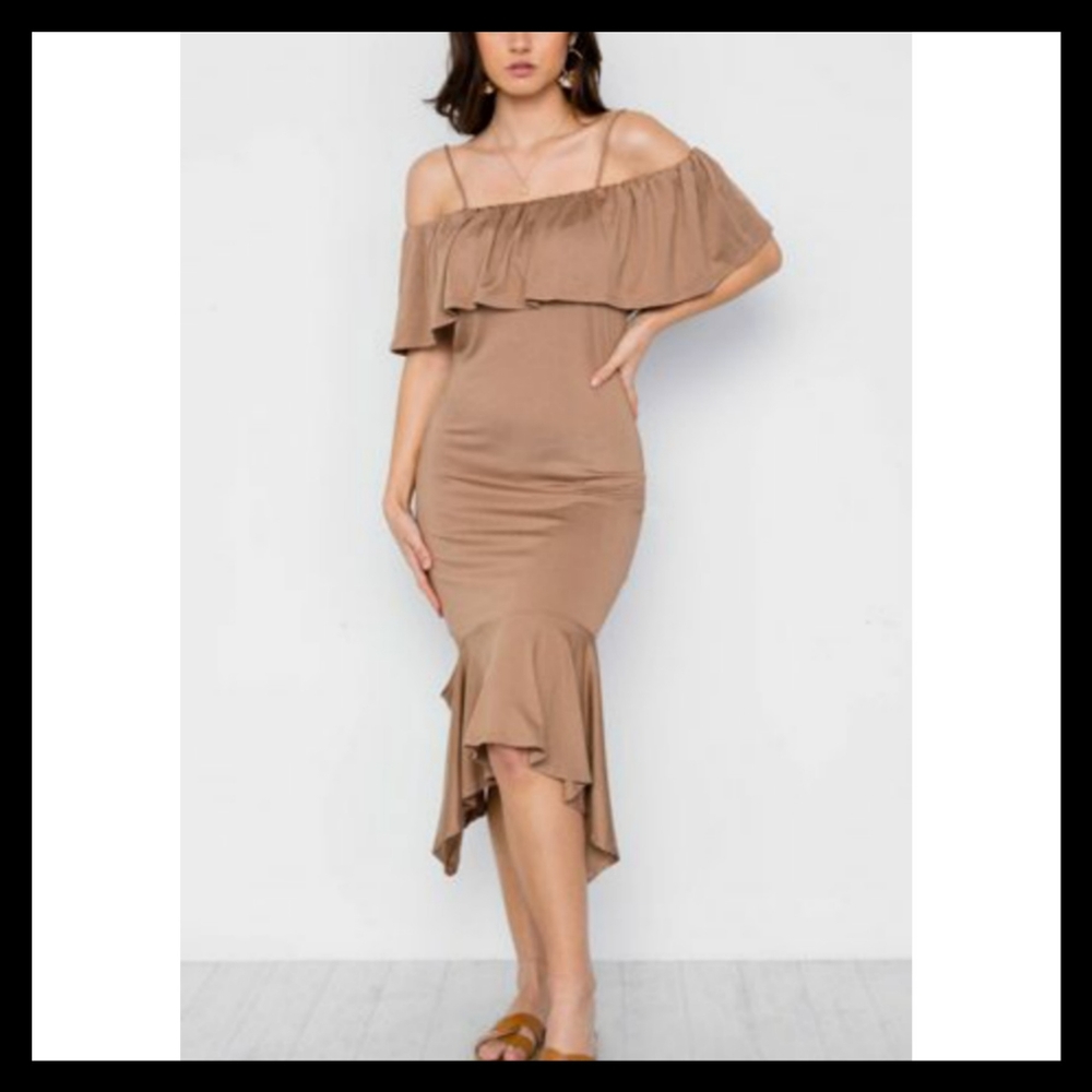 Cami flounce cut out dress